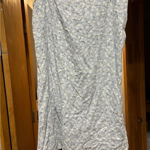 Pacing L.A. Hearts floral mini dress super cute! - Picture 6 of 8